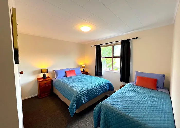 Parkview Homes "opposite Of Famous Kuirau Park" * Rotorua