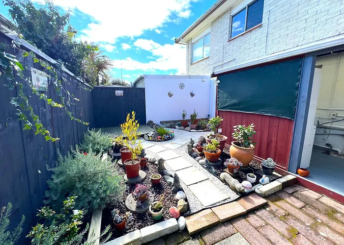 Parkview Homes "opposite Of Famous Kuirau Park"